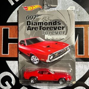 Hot Wheels Red 1971 Ford Mustang Mach 1 Die-Cast Car